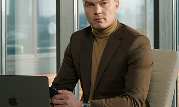 Дмитрий Храбров: «Русский Свет» впервые представит собственную отраслевую выставку «Город Света» на MosBuild 2026