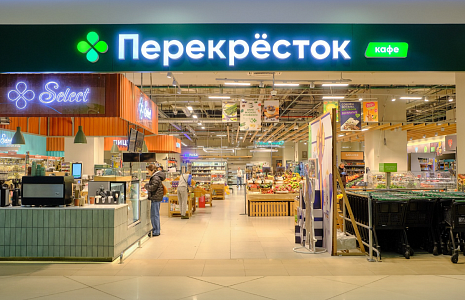  «Русский Свет» повысил качество освещения торговых залов «Перекрестка»