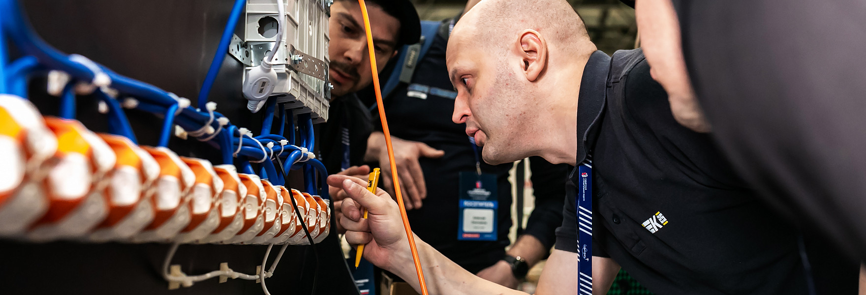 Конкурс электромонтажников на «Городе Света 2025» 